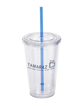 כוס שתיה עם קש